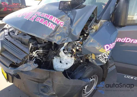 2018 Mercedes-Benz Sprinter 2500 Standard Roof V6 z USA, uszkodzony, nr VIN WD3PE7CD3JP648054